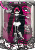 Exclusive Doll M63874