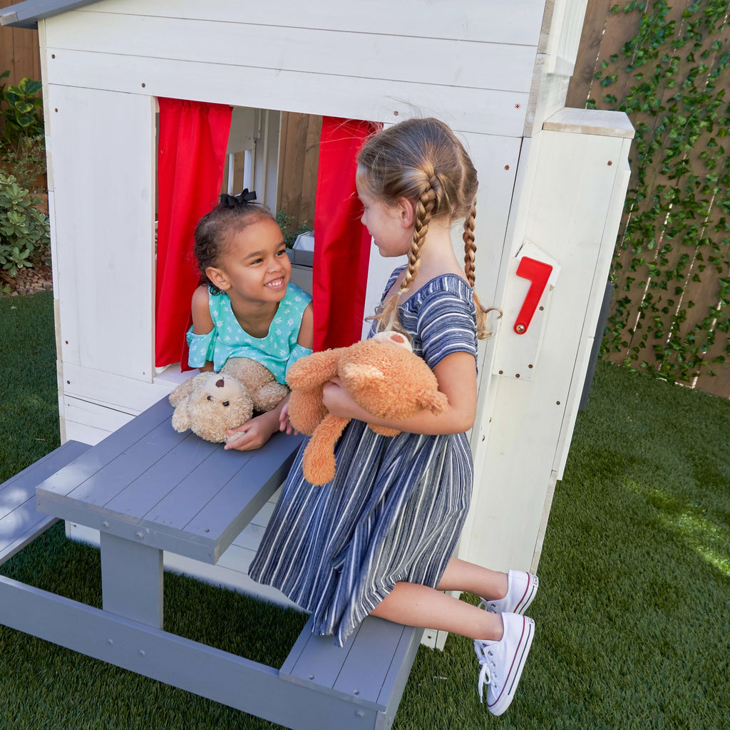 White Wooden Outdoor Playhouse with Picnic Table I6843