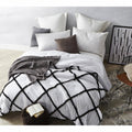 Oversized Comforter M54573