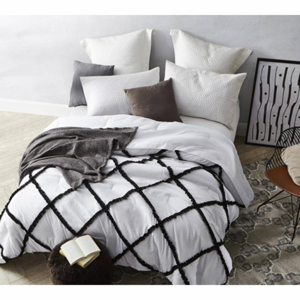 Oversized Comforter M54573