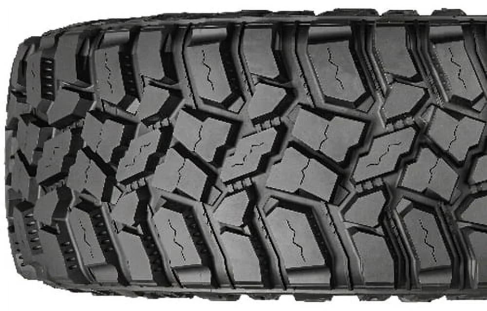 Mud Terrain Light Truck Tire G355141