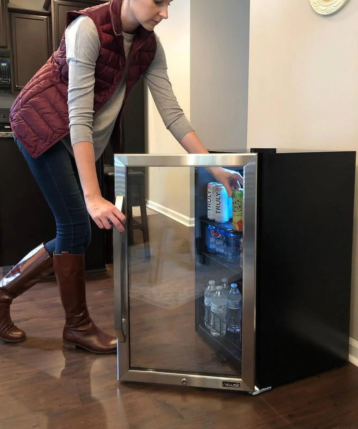 126 Can Stainless Steel Beverage Refrigerator W467