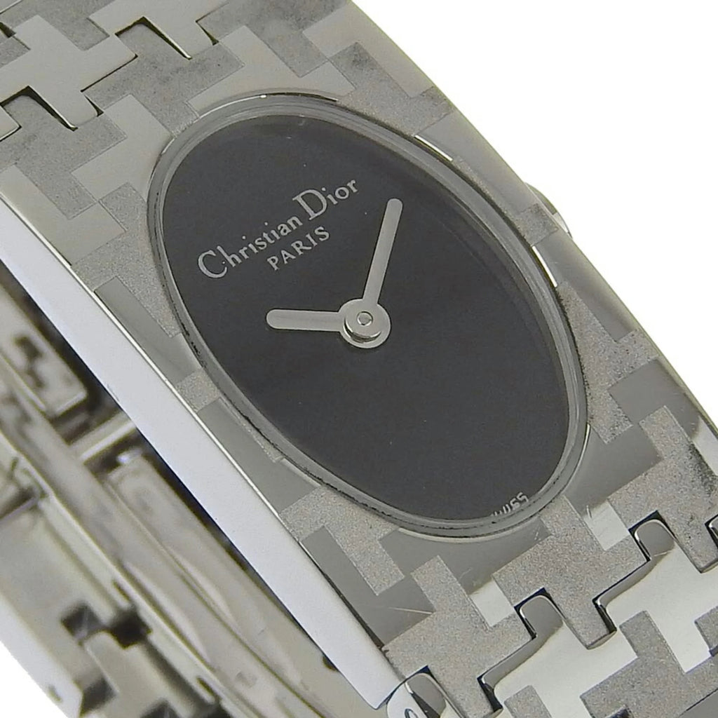 Pre-Owned Stainless Steel Swiss Made Silver Quartz Analog Display Black Dial Ladies Watch T112743