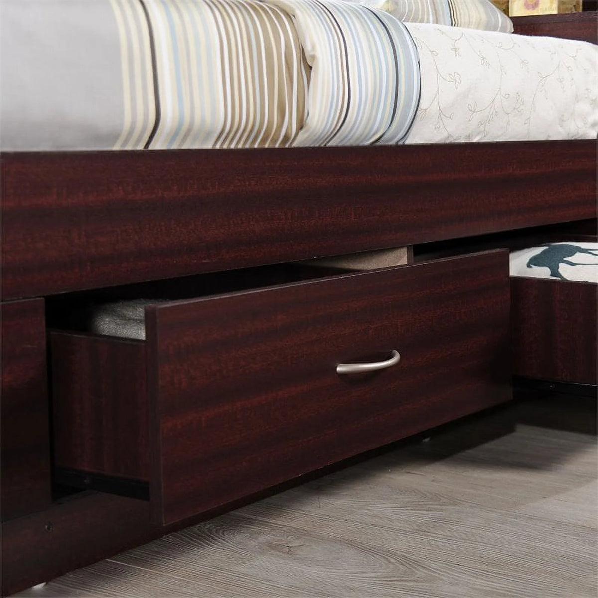 2 Piece Bedroom Set with Captain Bed and Chest in Mahogany Wood P66305