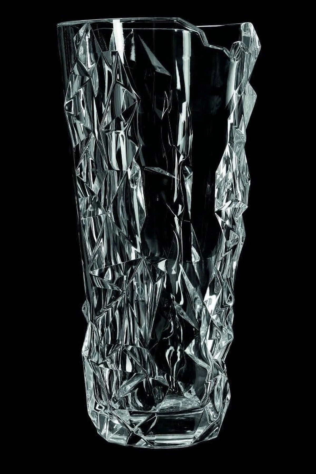 Crystal Sculpture Vase D97097