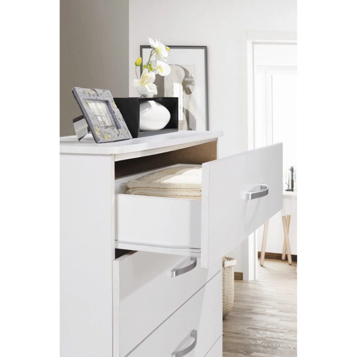 5 Drawer Cherry Chest T12552
