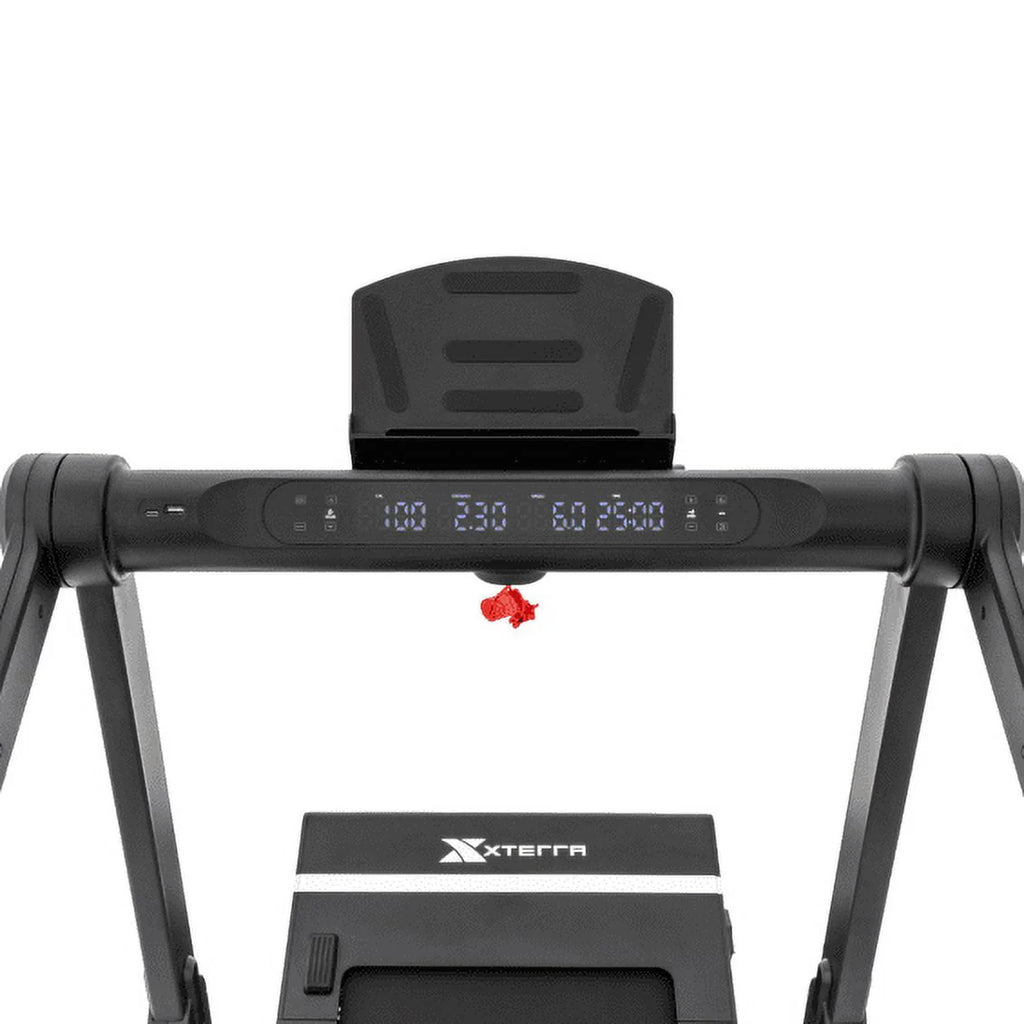 Treadmill C733139
