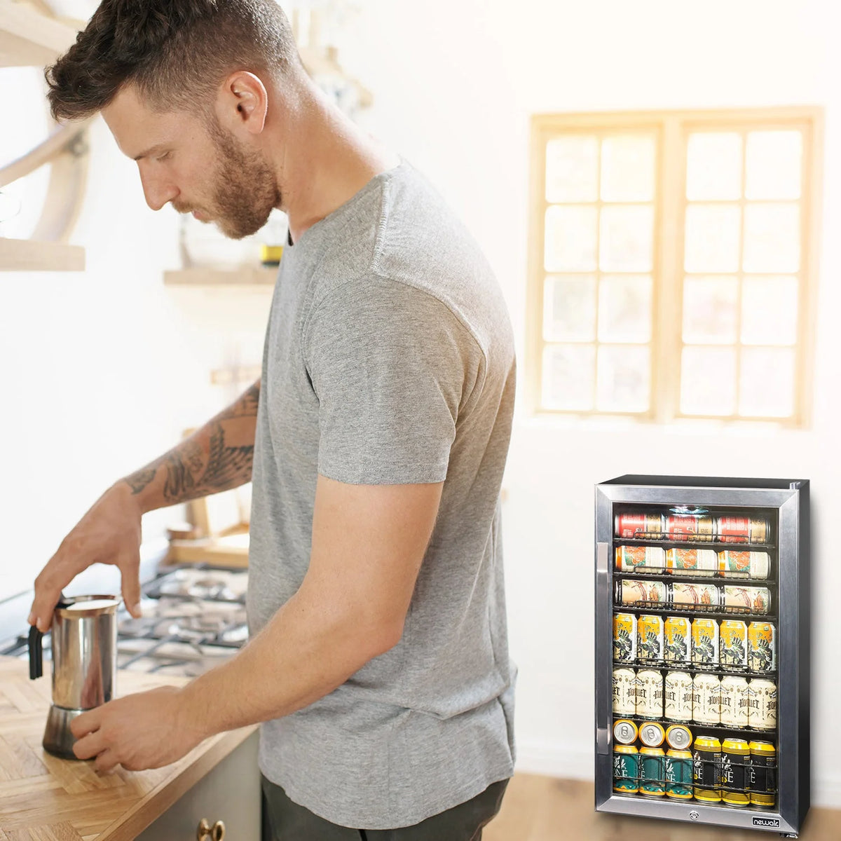 126 Can Stainless Steel Beverage Refrigerator W467