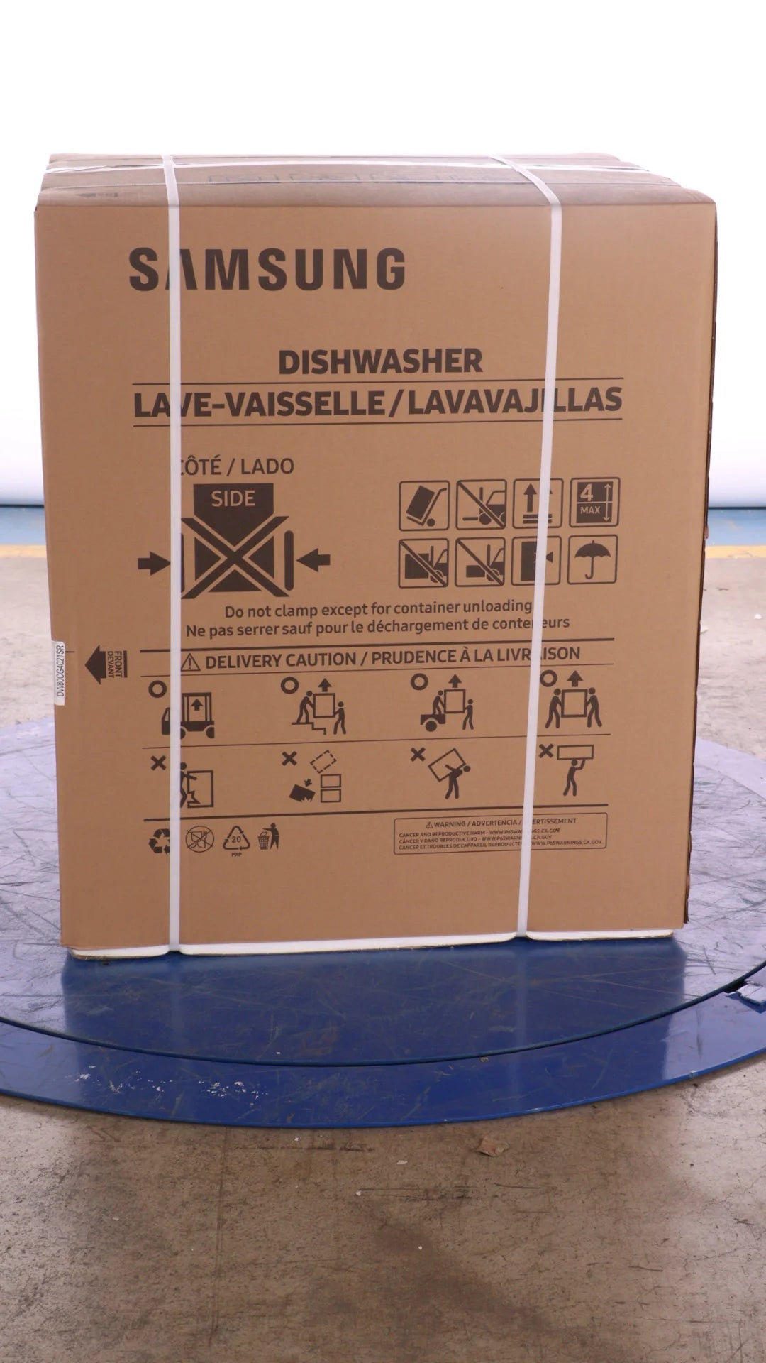 24 In. Stainless Steel Dishwasher with Adjustable Rack J62652