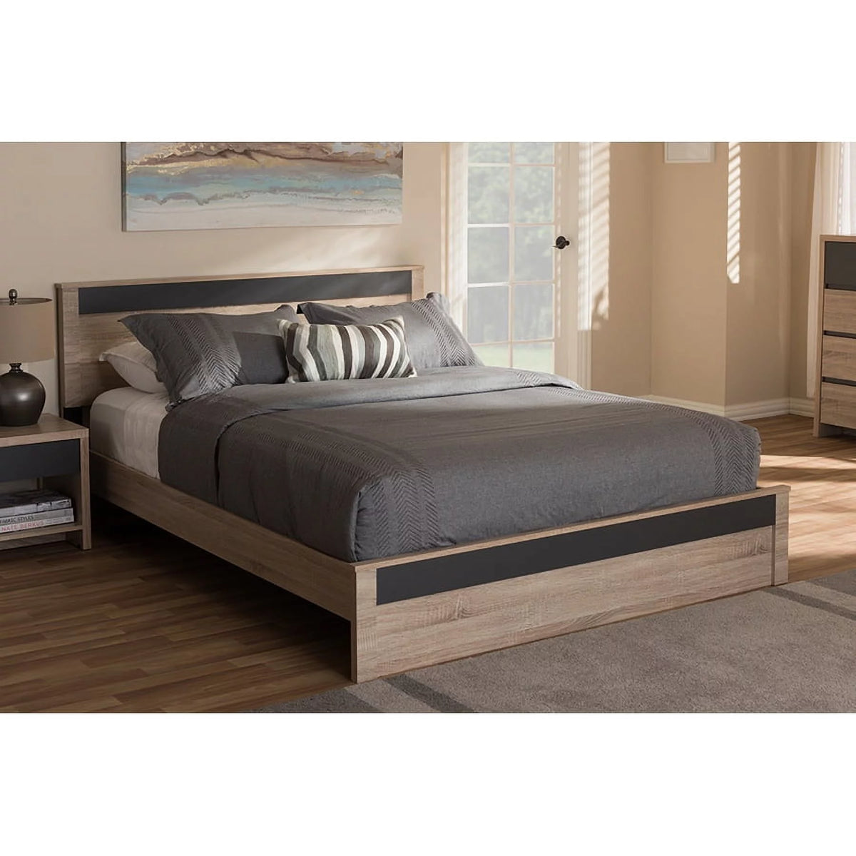 Queen Size Two-Tone Oak and Grey Wood Platform Bed J443327