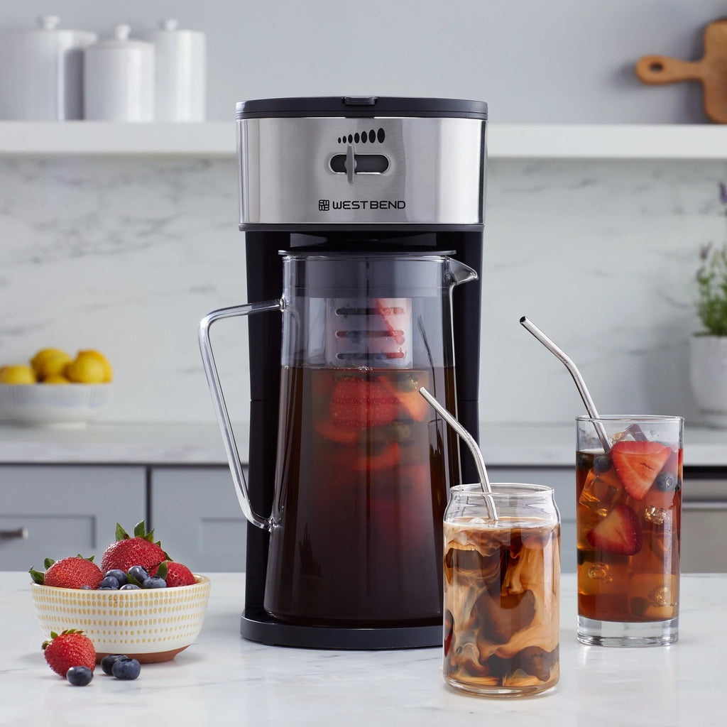 Iced Coffee and Iced Tea Maker with Infusion Tube, 2.75 Qt. Black B69560