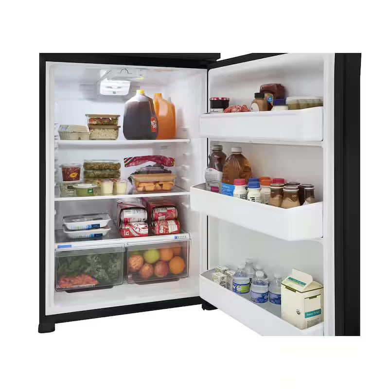 Freestanding Top Freezer Refrigerator in Black E6772