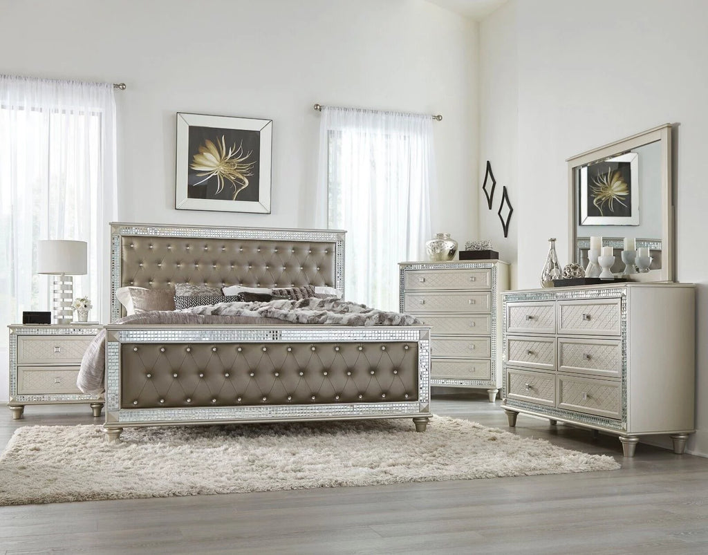 4pc Bedroom Set Cal-King Bed Dresser Nightstand Mirror L80940