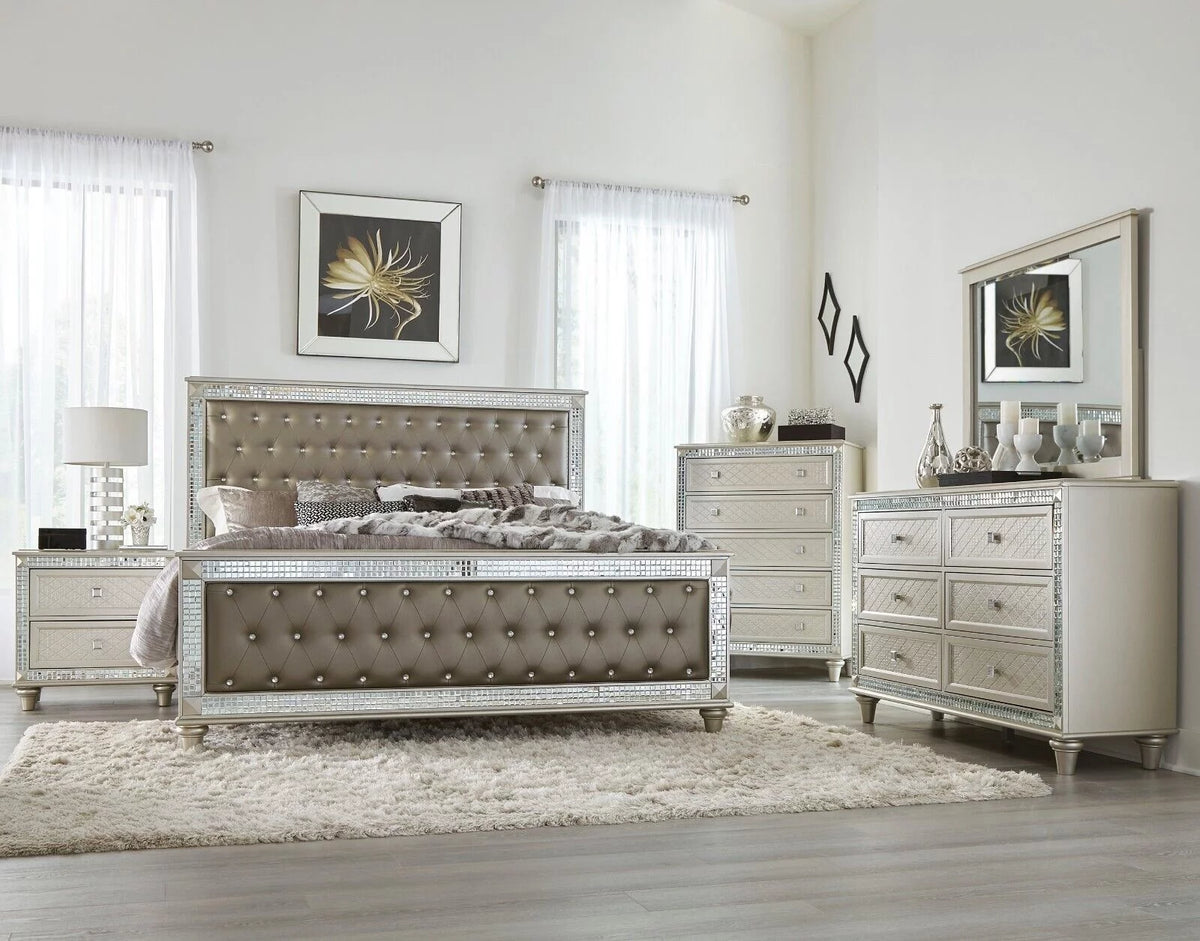 4pc Bedroom Set Cal-King Bed Dresser Nightstand Mirror L80940