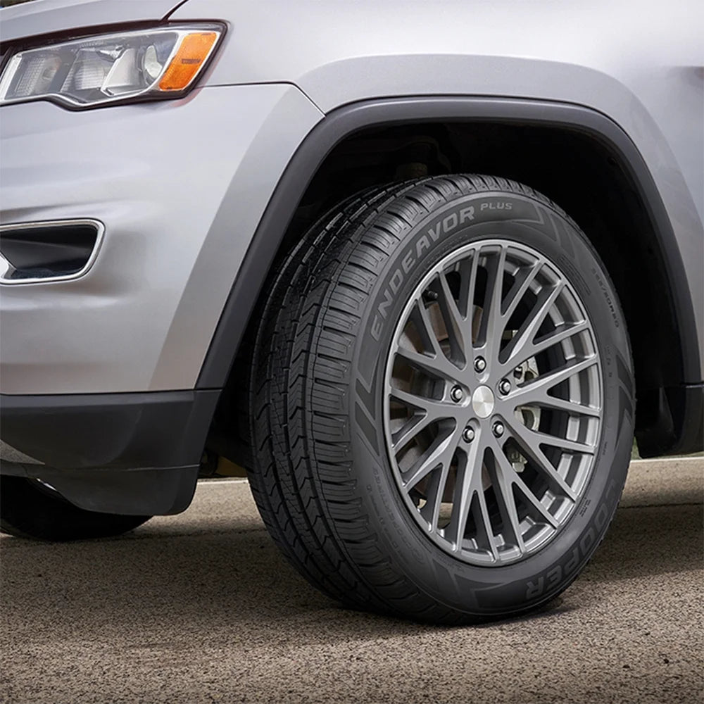 285/45R22 114H XL All Season Tires J833